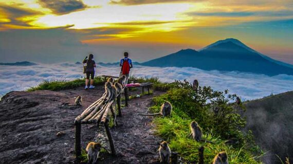 Sunrise-Trekking